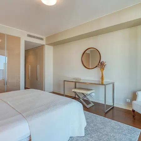 107 - Two Bedroom 아파트 푼샬