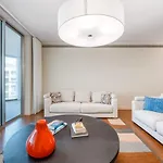 107 - Two Bedroom Lägenhet