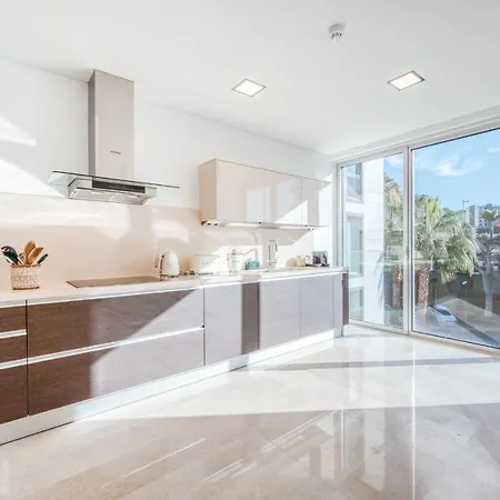 Appartamento 107 - Two Bedroom Funchal (Madeira)