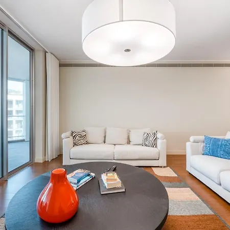 107 - Two Bedroom Апартаменты